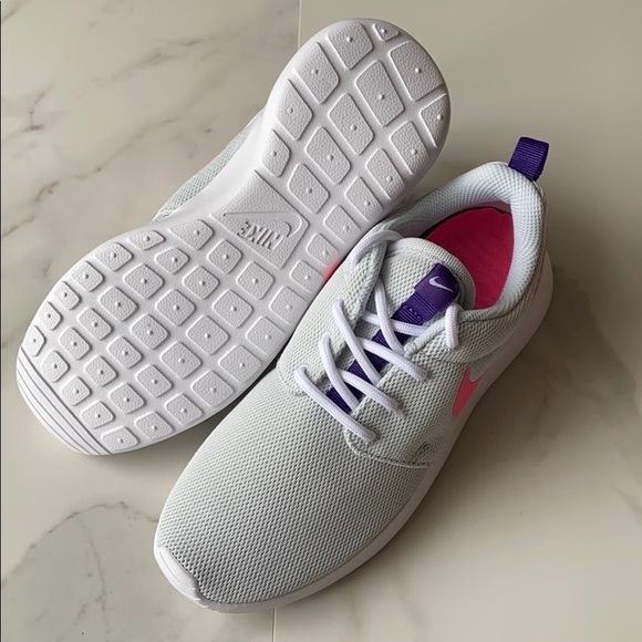 NWT Nike Roshe one - Picture 7 of 7